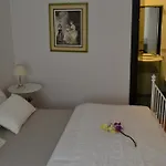Πανσιόν Santa Croce Exclusive
